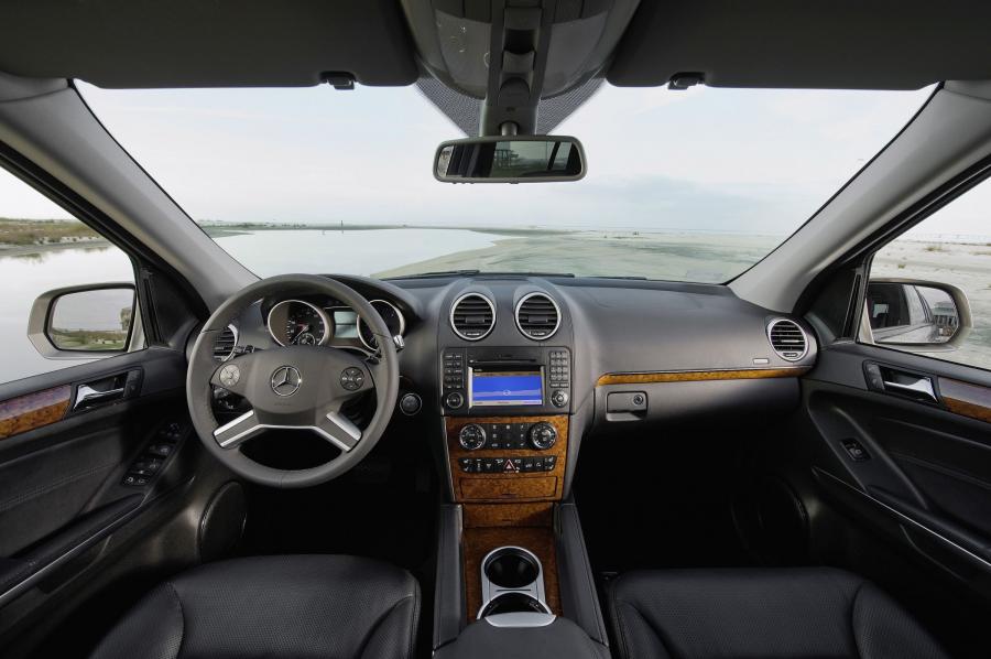  Mercedes-Benz GL-Class 2007 года  (фото 14 из 247)